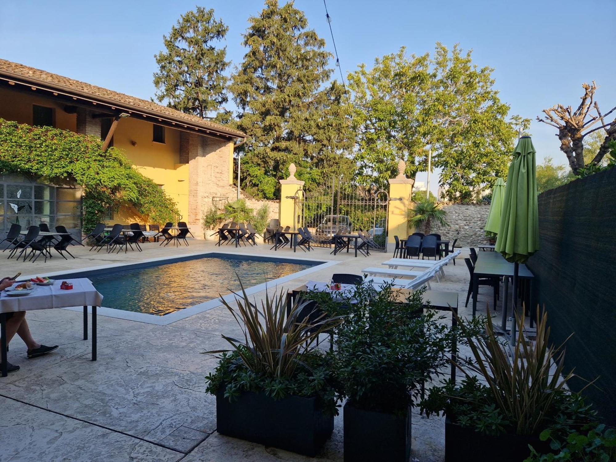 Agriturismo Corte Gaia Castiglione Delle Stiviere Ngoại thất bức ảnh